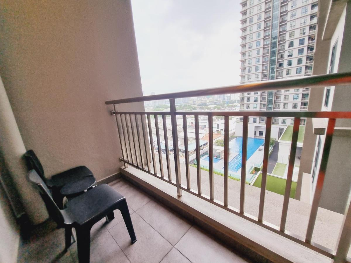 Sunway Paradise Home Staycation Ph2120 Self Check In Out Subang Jaya Exterior photo